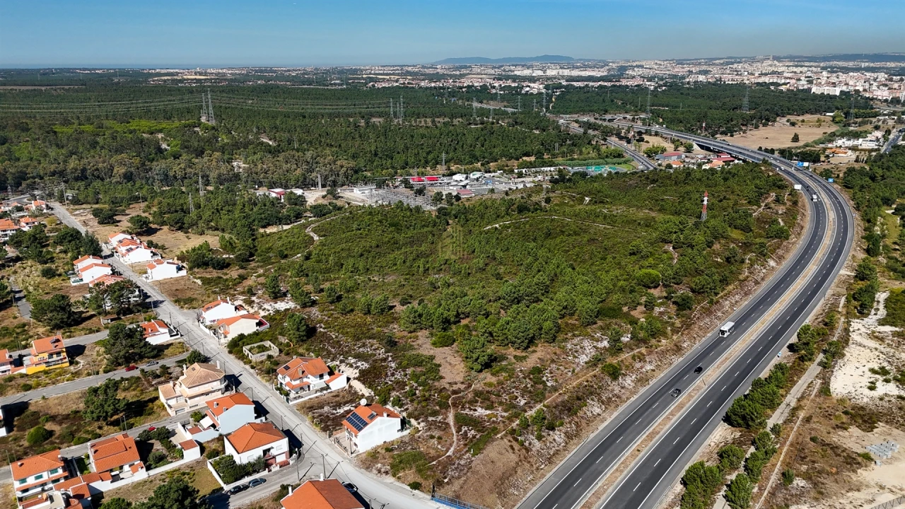 Terreno para Venda em Fernao Ferro Foto 1