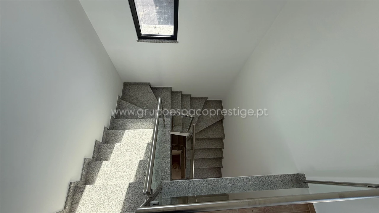 Moradia T3 para Venda em Moncarapacho e Fuseta Foto 5