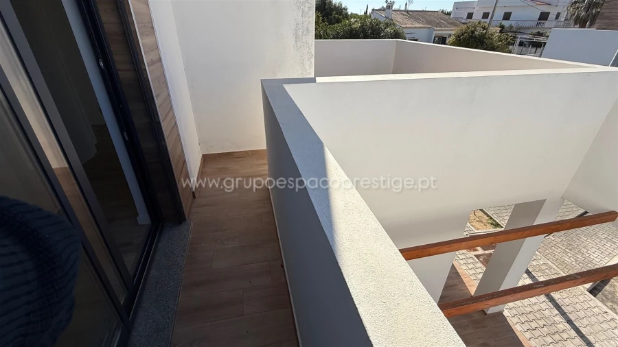 Moradia T3 para Venda em Moncarapacho e Fuseta Foto 9