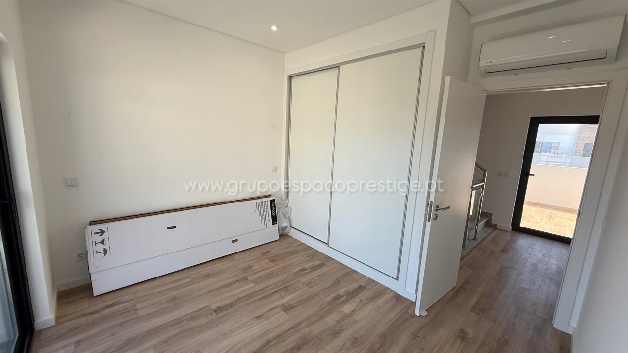 Moradia T3 para Venda em Moncarapacho e Fuseta Foto 16