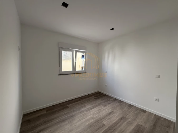 Apartamento T3 para Venda em Lavos Foto 12