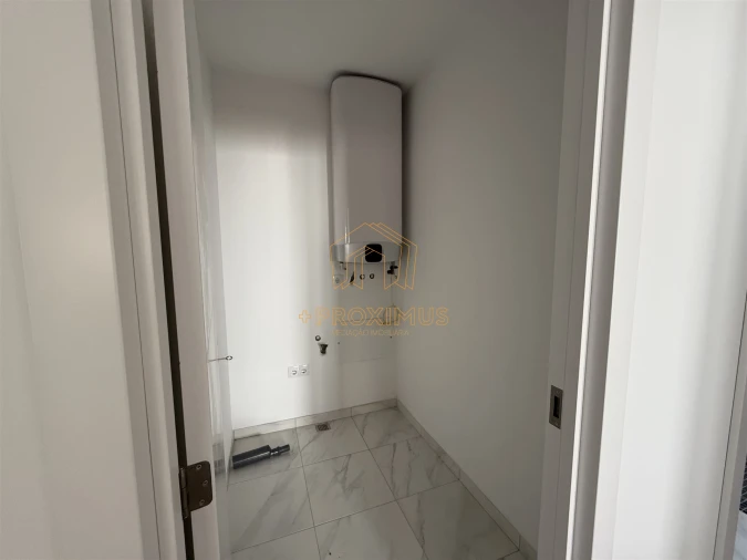 Apartamento T3 para Venda em Lavos Foto 23