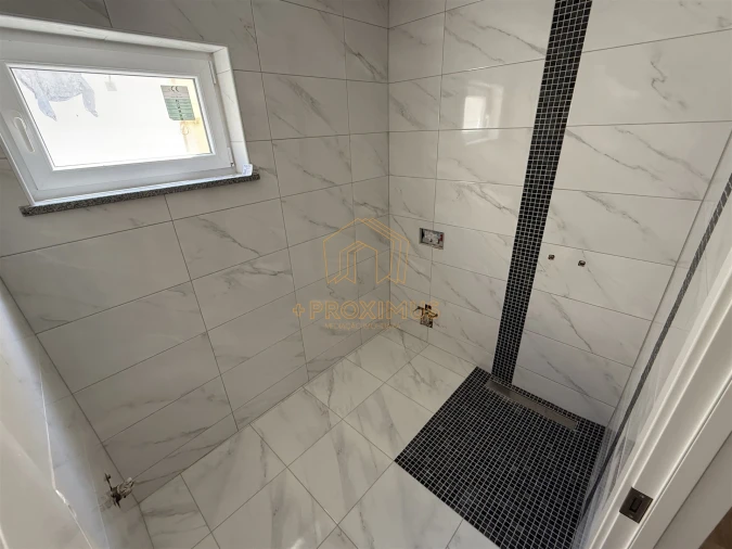 Apartamento T3 para Venda em Lavos Foto 16