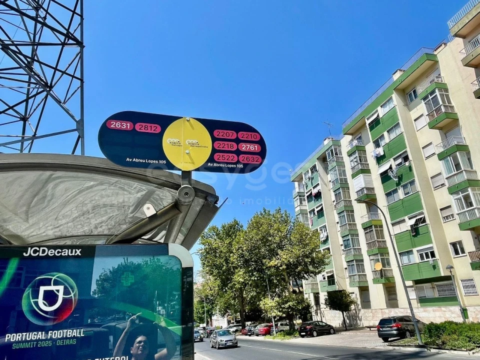 Apartamento T2 para Venda em Odivelas Foto 30