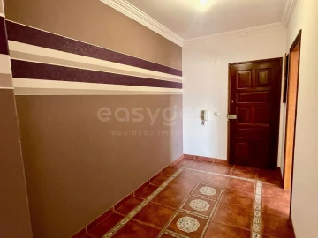 Apartamento T2 para Venda em Odivelas