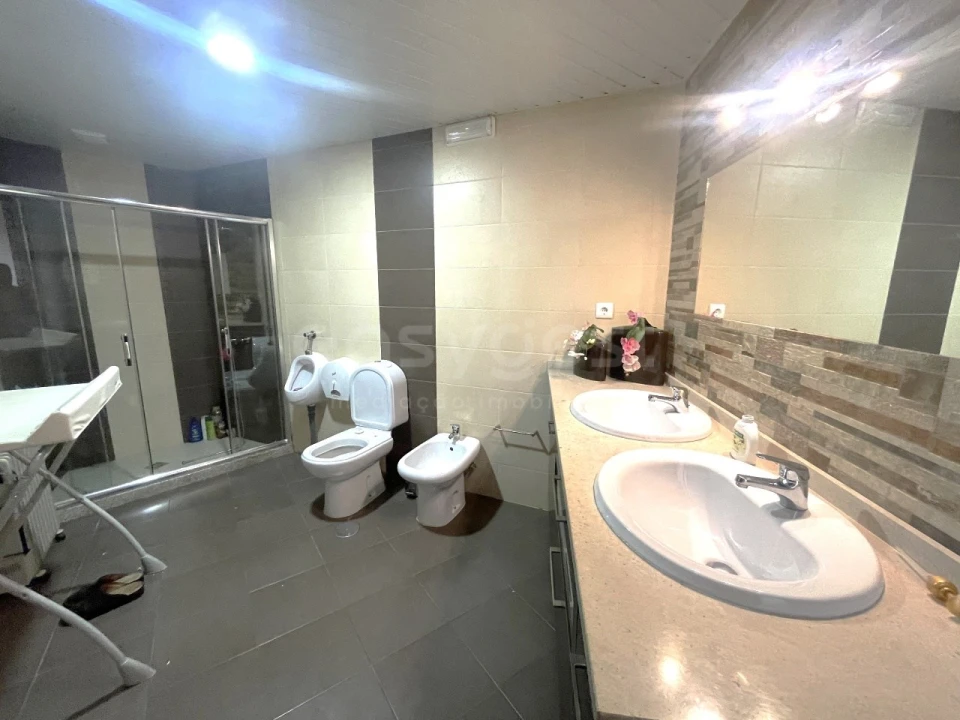 Negócio para Venda em Penalva de Alva e São Sebastião da Feira Foto 24