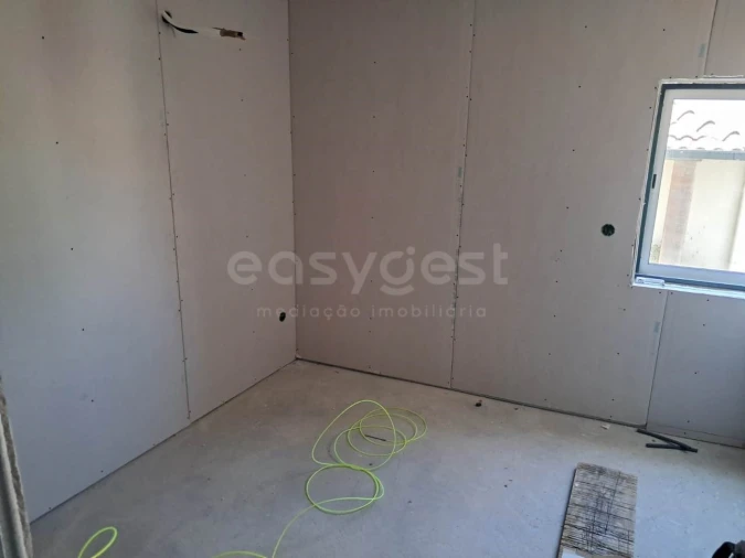 Moradia T3 para Venda em São Miguel do Outeiro e Sabugosa Foto 5