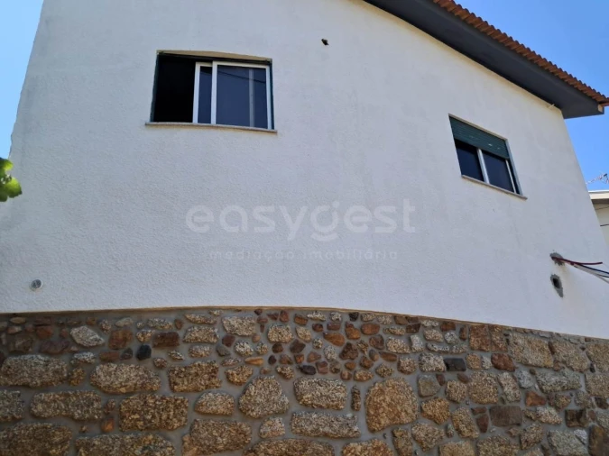 Moradia T3 para Venda em São Miguel do Outeiro e Sabugosa Foto 14