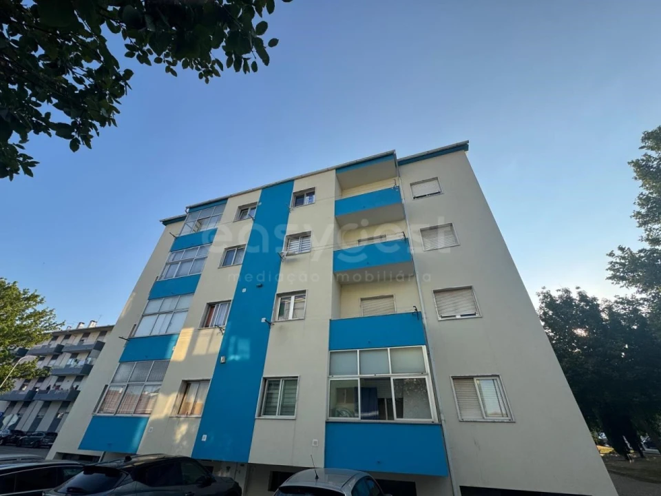 Apartamento T3 para Venda em Guarda Foto 17