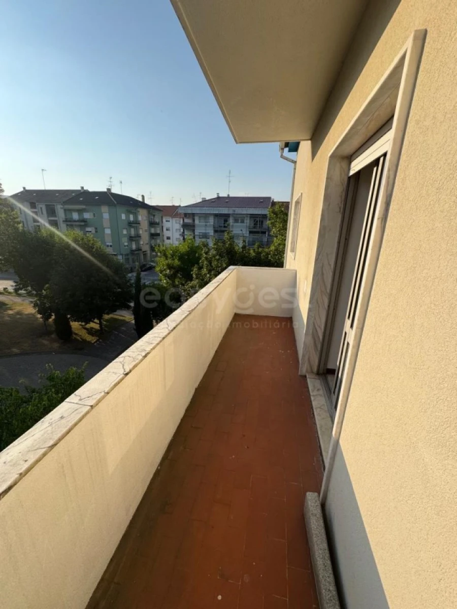 Apartamento T3 para Venda em Guarda Foto 10