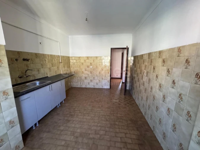 Apartamento T3 para Venda em Guarda Foto 11