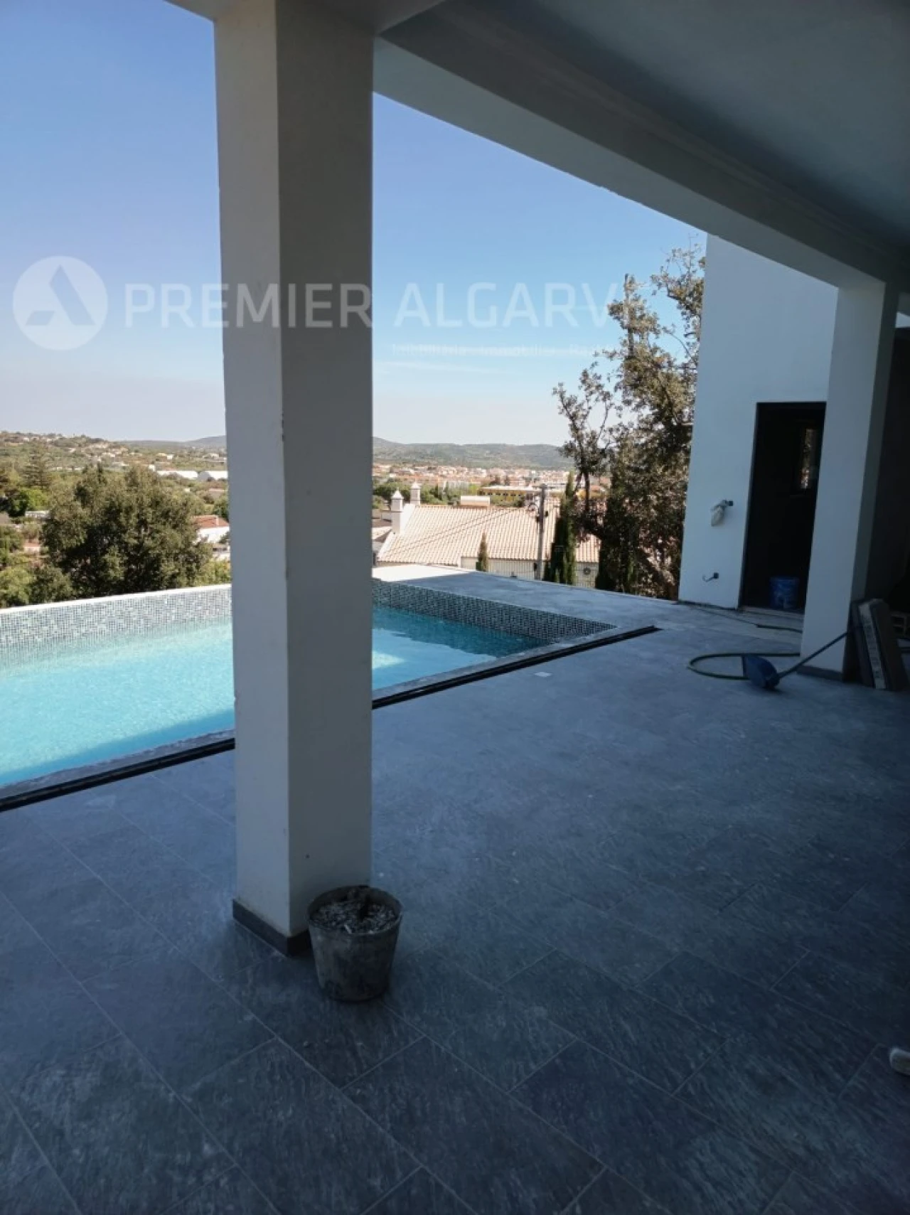 Moradia T5 para Venda em São Brás de Alportel Foto 25
