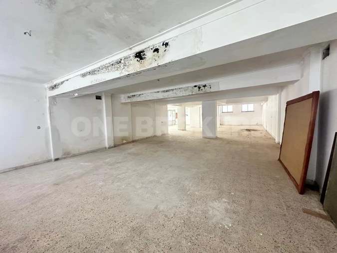 Loja para Arrendamento em Agualva e Mira-Sintra Foto 8