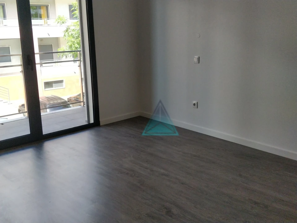 Apartamento T3 para Venda em Corroios Foto 10