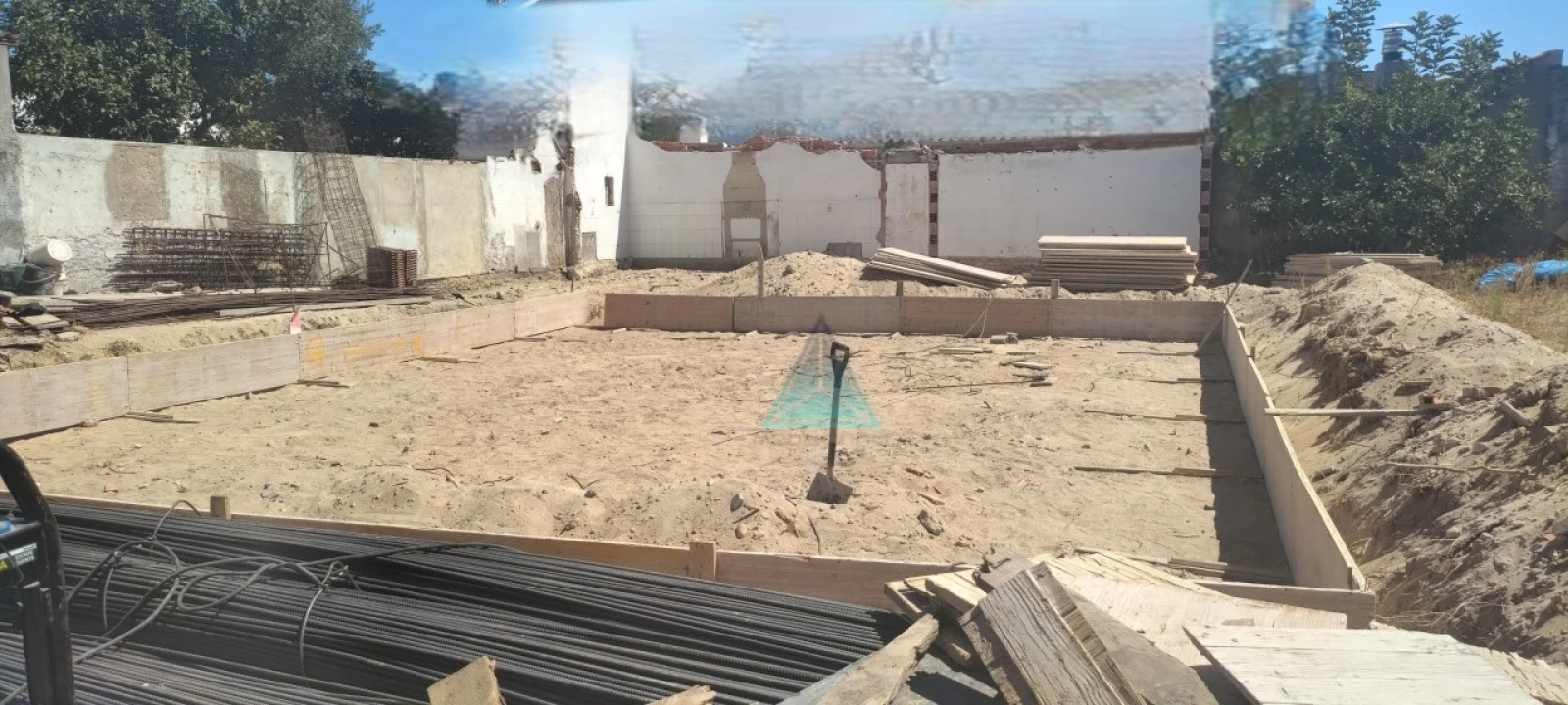 Quinta T4 para Venda em Amora Foto 2