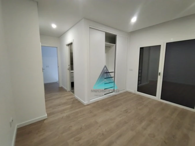 Quinta T4 para Venda em Amora Foto 22