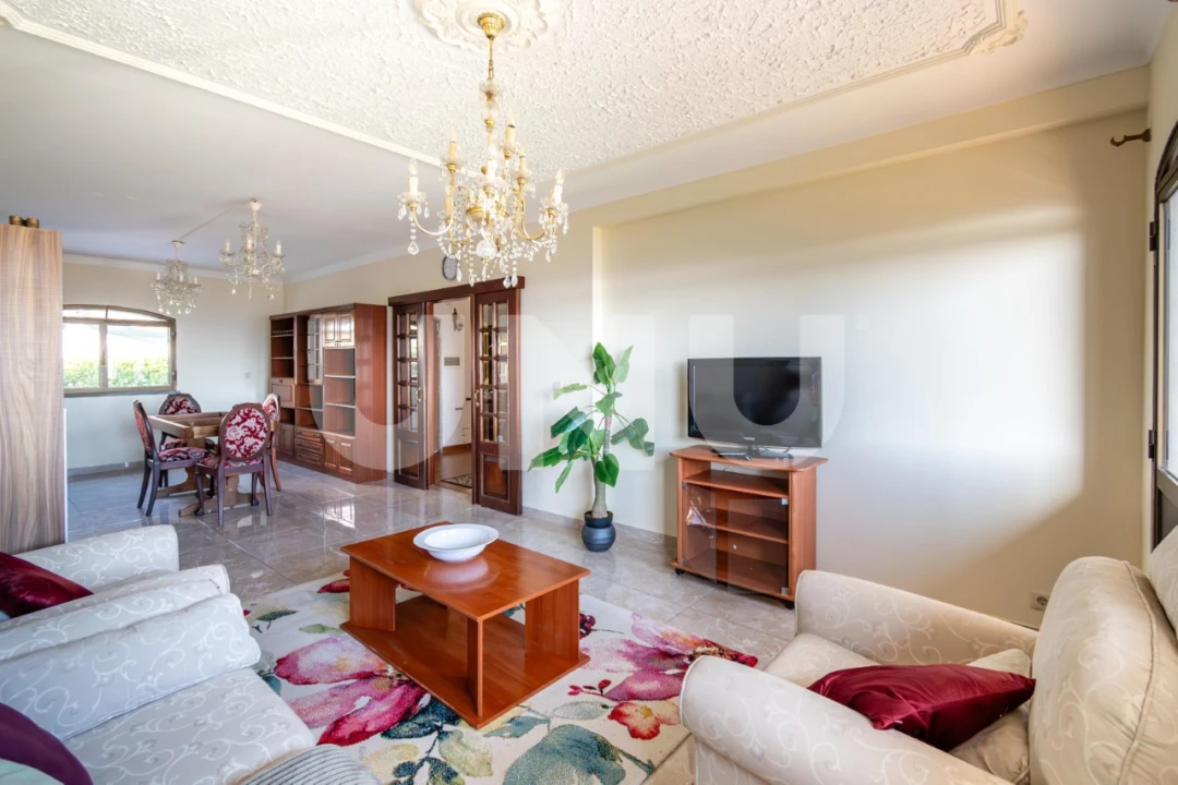 Moradia T4 para Arrendamento em Boidobra Foto 4