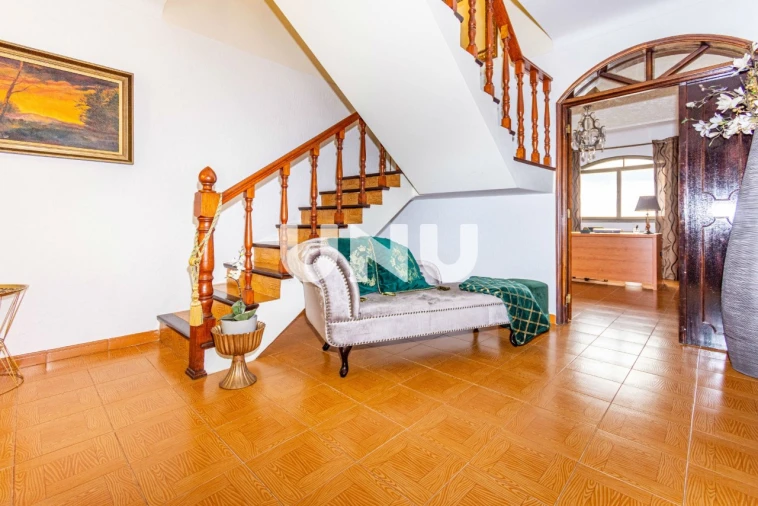 Moradia T4 para Arrendamento em Boidobra Foto 2