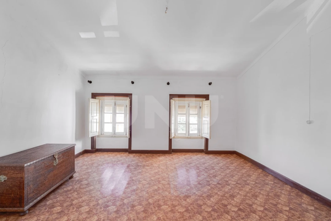 Moradia T4 para Venda em Monte do Trigo Foto 1