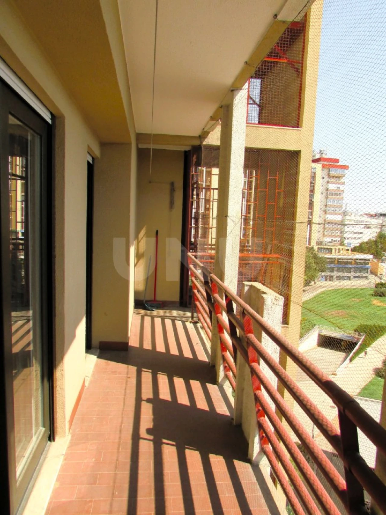 Apartamento T3 para Arrendamento em Almada, Cova da Piedade, Pragal e Cacilhas Foto 1