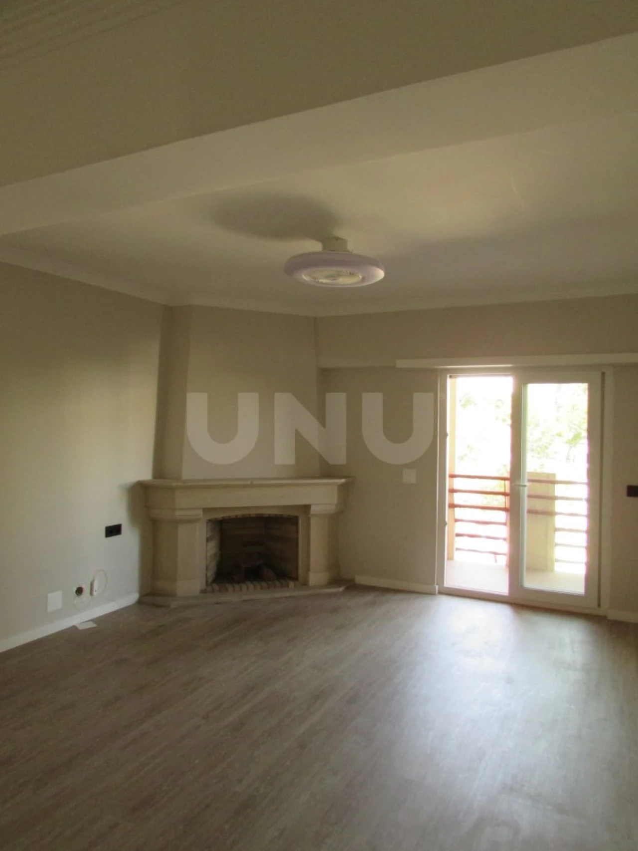 Apartamento T3 para Arrendamento em Almada, Cova da Piedade, Pragal e Cacilhas Foto 10