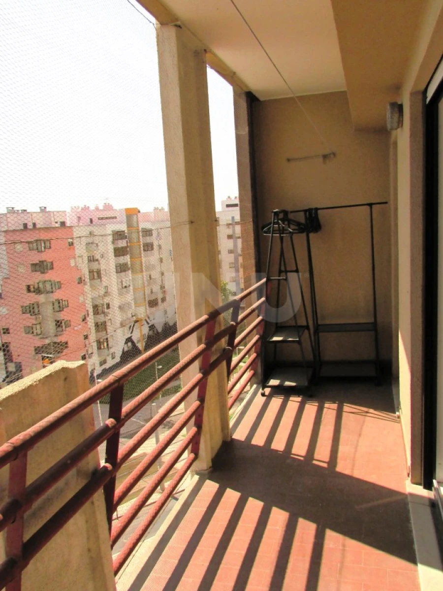 Apartamento T3 para Arrendamento em Almada, Cova da Piedade, Pragal e Cacilhas Foto 2