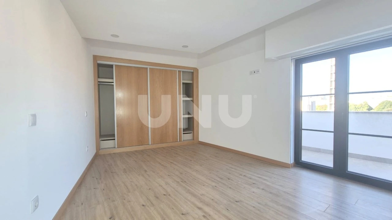 Apartamento T1 para Venda em Ovar, São João, Arada e São Vicente de Pereira Jusã Foto 3