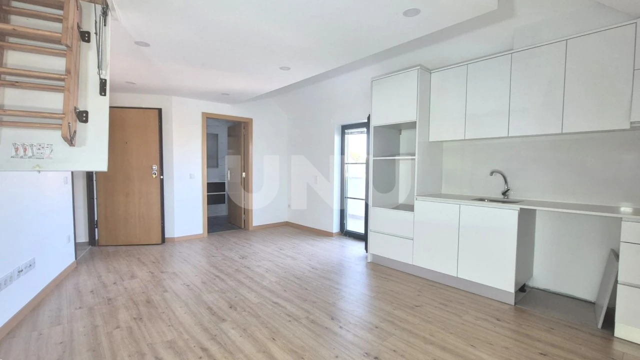 Apartamento para Venda em Ovar, São João, Arada e São Vicente de Pereira Jusã Foto 1