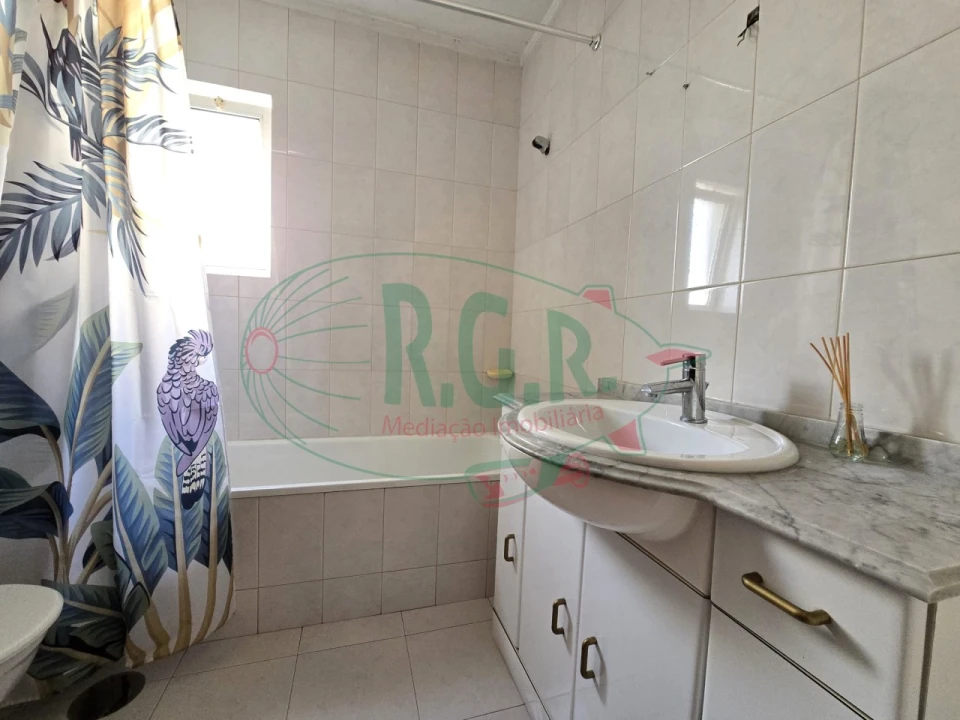 Moradia T4 para Arrendamento em Gondomar (São Cosme), Valbom e Jovim Foto 19