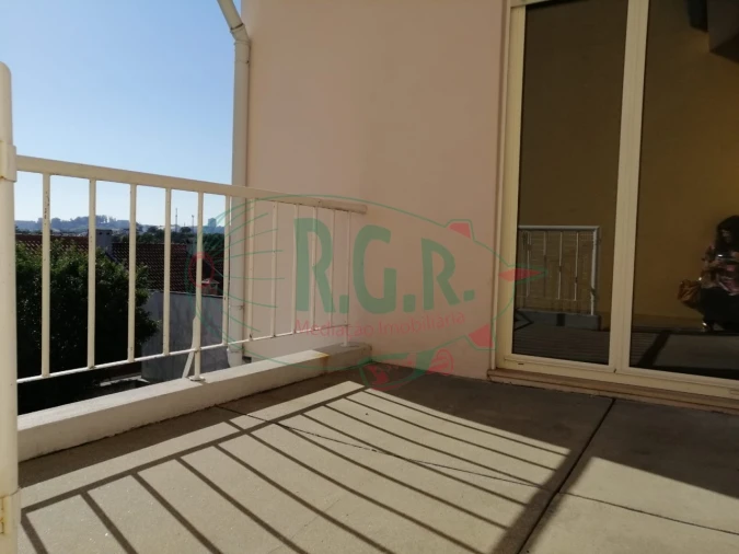 Moradia T4 para Arrendamento em Gondomar (São Cosme), Valbom e Jovim Foto 11