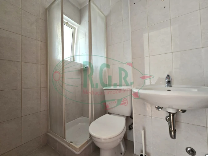 Moradia T4 para Arrendamento em Gondomar (São Cosme), Valbom e Jovim Foto 13