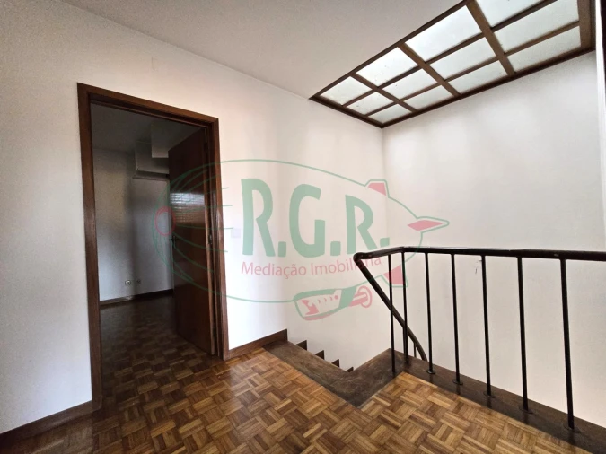 Moradia T4 para Arrendamento em Gondomar (São Cosme), Valbom e Jovim Foto 29