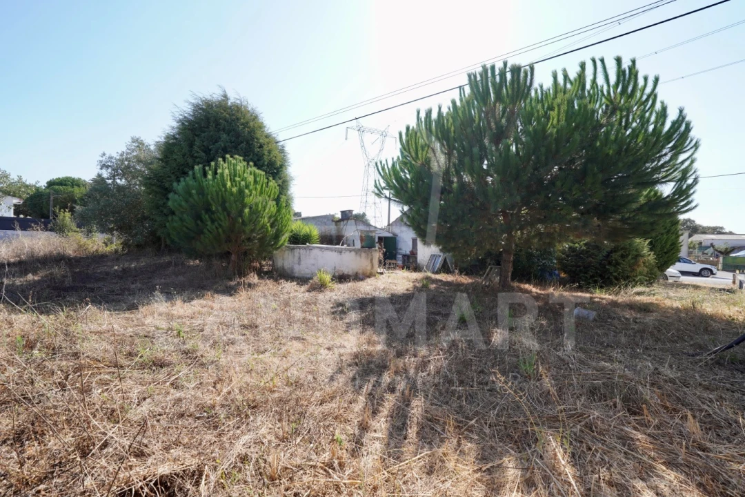 Moradia T3 para Venda em Turquel Foto 9