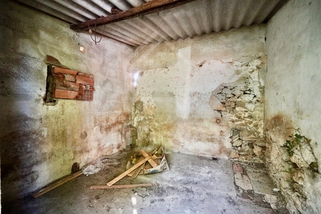 Moradia T3 para Venda em Turquel Foto 11