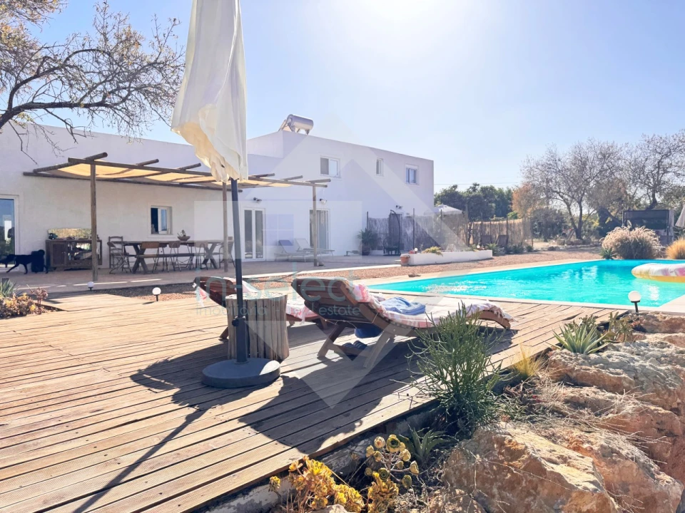 Moradia T6 para Venda em Pechão Foto 1