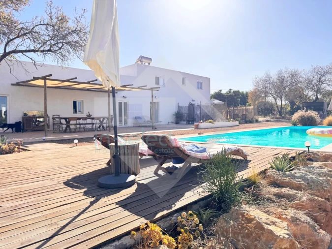 Moradia T6 para Venda em Pechão