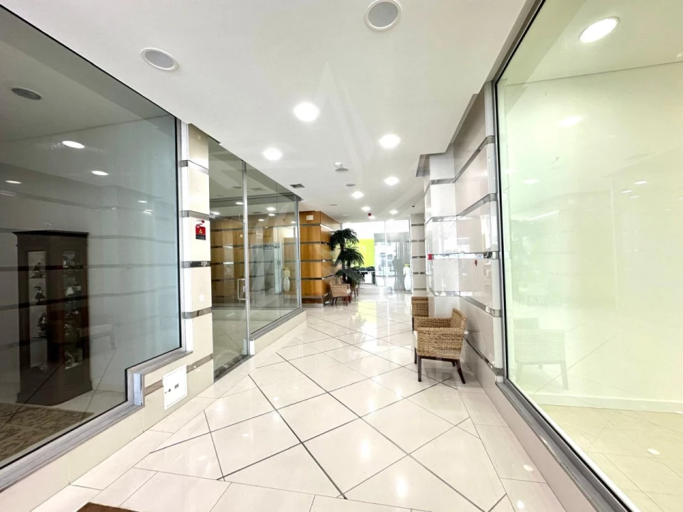 Escritório para Arrendamento em Nossa Senhora do Pópulo, Coto e São Gregório Foto 10