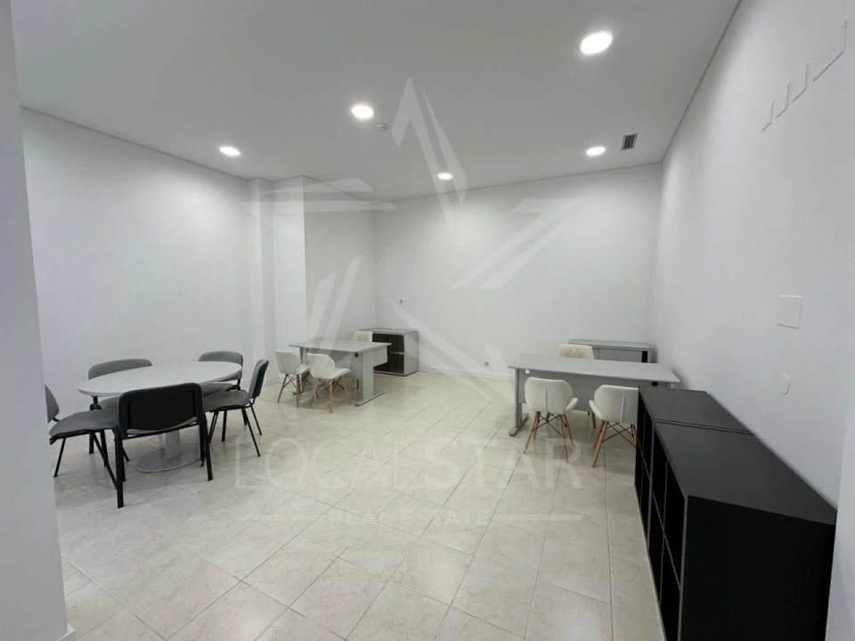 Escritório para Arrendamento em Nossa Senhora do Pópulo, Coto e São Gregório Foto 21