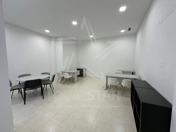 Escritório para Arrendamento em Nossa Senhora do Pópulo, Coto e São Gregório Foto 21