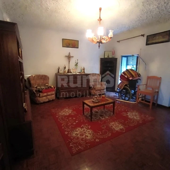 Quinta T5 para Venda em Alvarães Foto 7