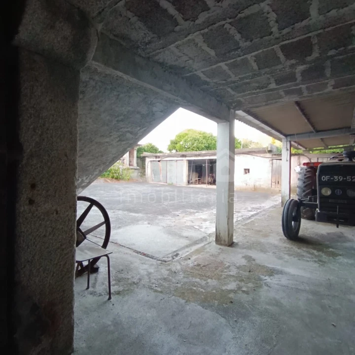 Quinta T5 para Venda em Alvarães Foto 23