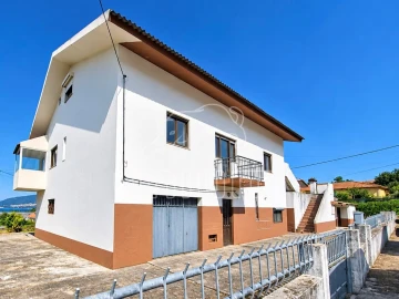 Moradia T6 para Venda em Seixas