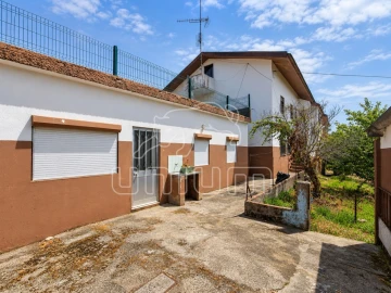 Moradia T6 para Venda em Seixas