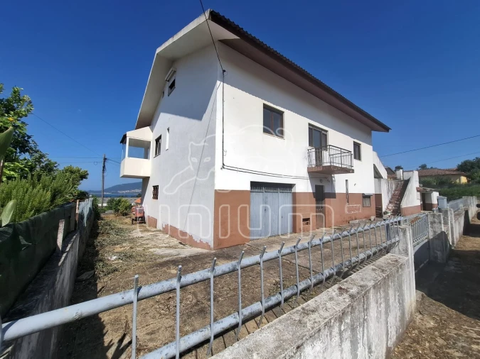 Moradia T6 para Venda em Seixas Foto 2