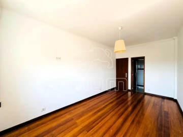 Apartamento T3 para Venda em Santa Maria Maior e Monserrate e Meadela