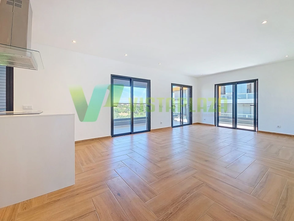 Apartamento T3 para Venda em Portimão Foto 5