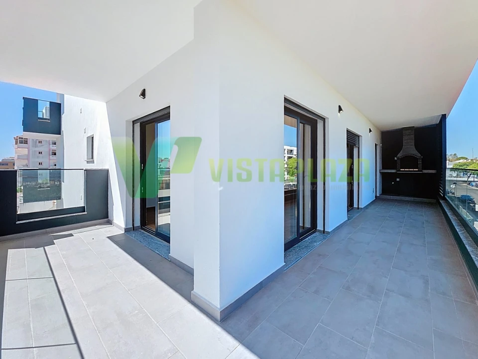 Apartamento T3 para Venda em Portimão Foto 7