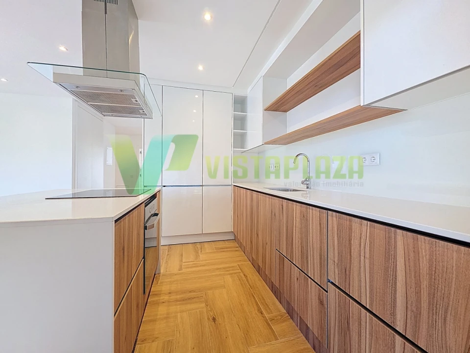 Apartamento T3 para Venda em Portimão Foto 9