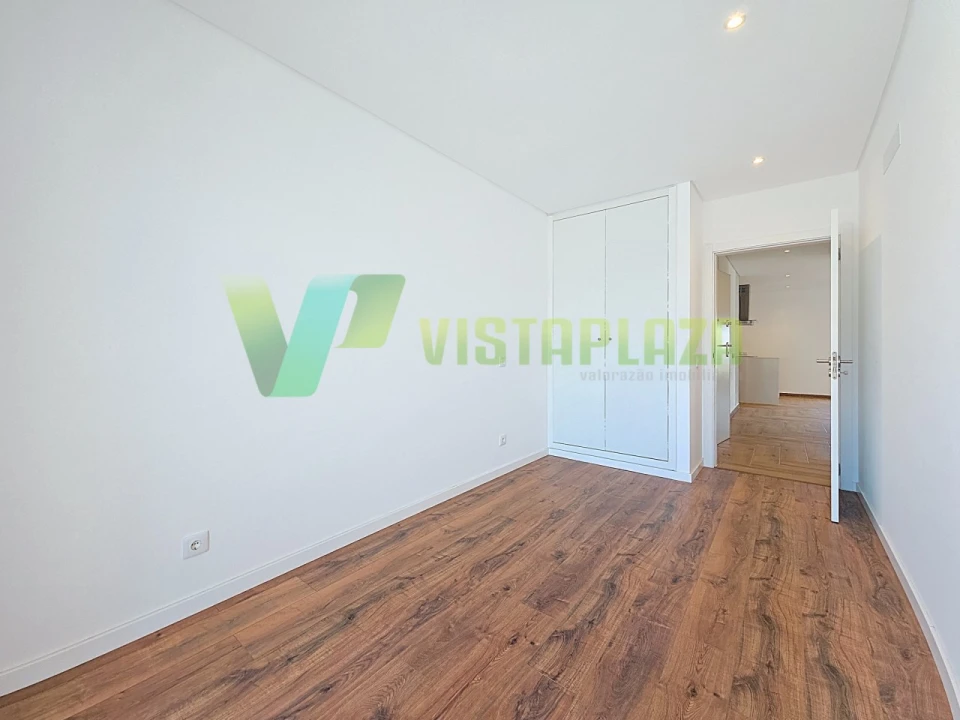 Apartamento T3 para Venda em Portimão Foto 15