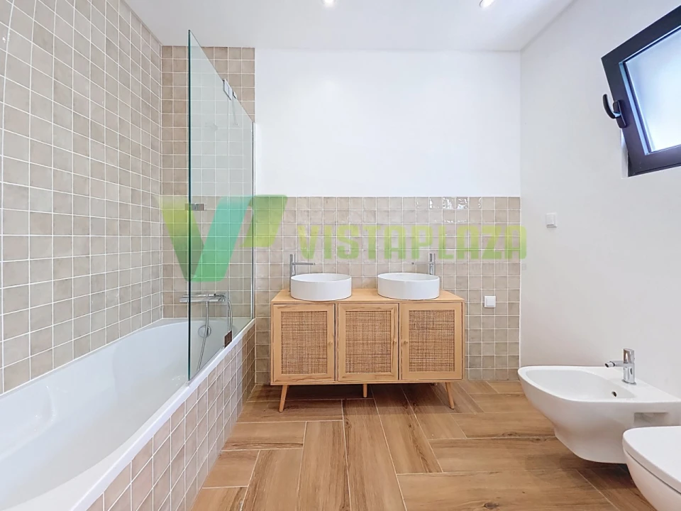 Apartamento T3 para Venda em Portimão Foto 21